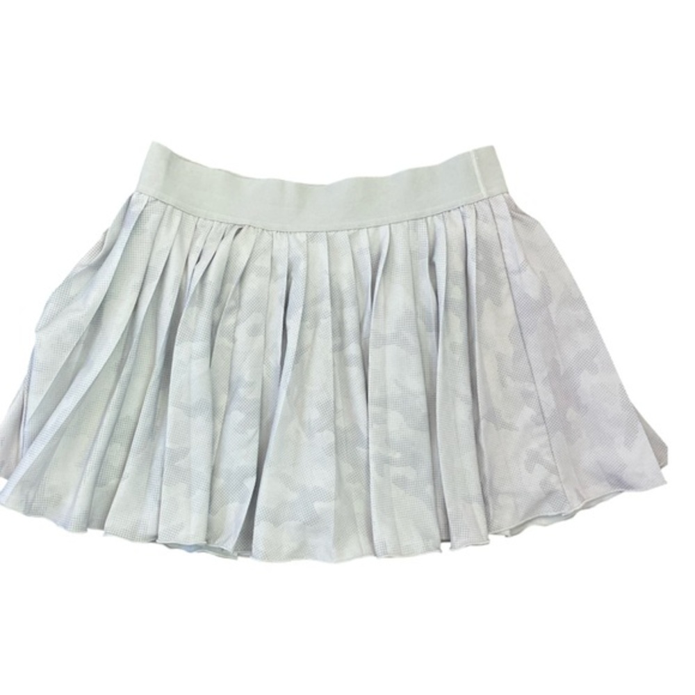 Mono B Pleated Skort - M gray marled.  Polyester spandex